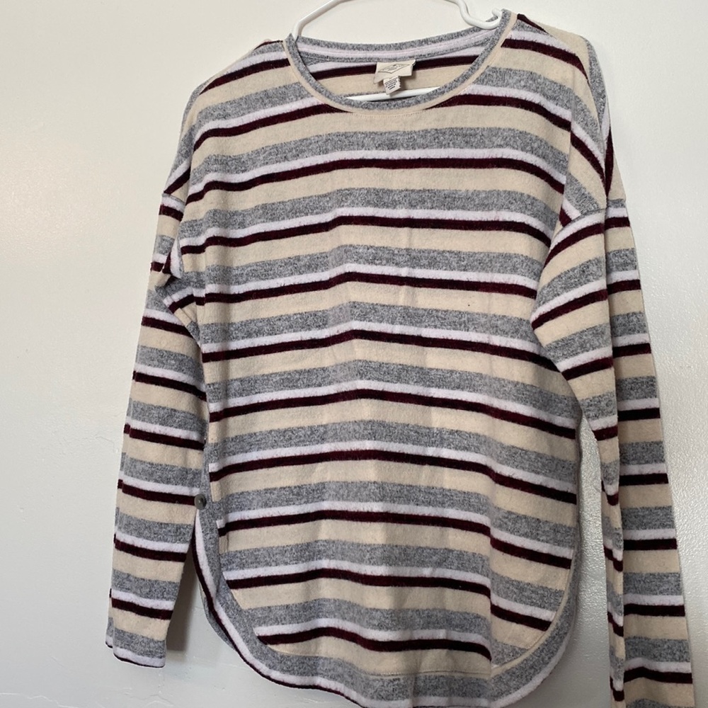 Cream/grey/burgundy/white sweater size medium